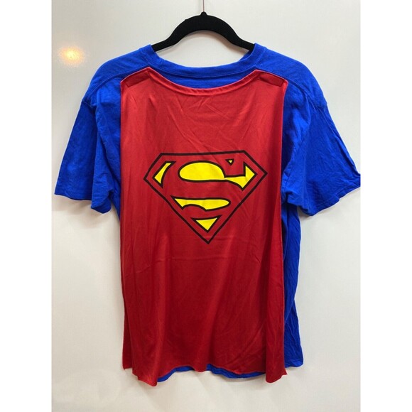 Mens Superman Short Sleeve Shirt with Detachable Cape M - Picture 1 of 11